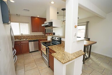 6508 S Lakeshore Dr unit A, Tempe, AZ 85283 - photo 2
