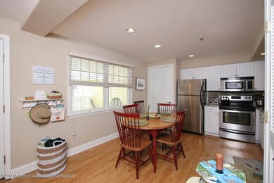 2400 Grand Central Unit 9 IMG_103 MLS