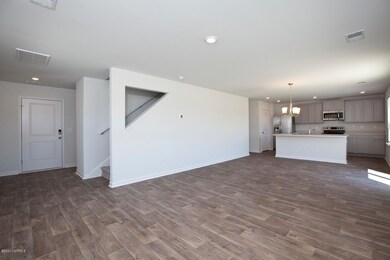 580 Avington Ln NE Leland NC-large-003-0