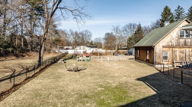 10 Elm St, Agawam, MA 01001 - photo 5