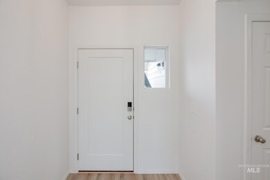 9227 W Candytuft St, Nampa, ID 83687 - photo 2