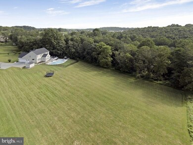 4901 Marabrooke Dr, Eldersburg, MD 21784 - photo 3