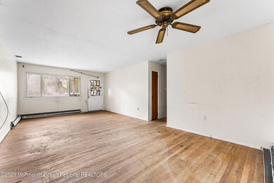 1081 Bennetts Mills Rd-Jackson-NJ-12