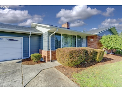 919 NE 152nd Ave, Portland, OR 97230 - photo 3