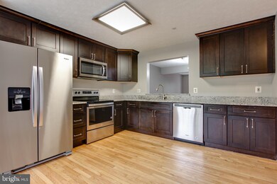 9326 Ridings Way, Laurel, MD 20723 - photo 6