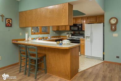 21715 Woodcliff Dr Peters-large-007-Kitc