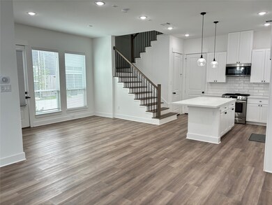 8956 Lavender Springs Dr, Houston, TX 77080 - photo 5