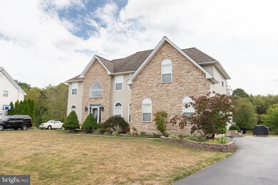 329 Meadow Glen Dr, Bear, DE 19701 - photo 2