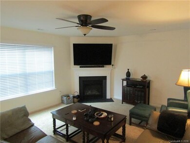 124 Harvest Pointe Dr unit 10, Statesville, NC 28677 - photo 4