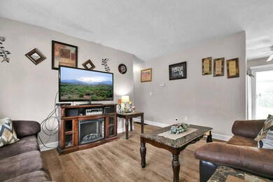3-web-or-mls-664-hines-rd
