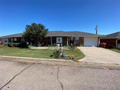 2500 Patrick Dr, Bonham, TX 75418 - photo 2