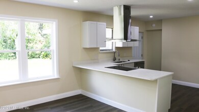 4763 Attleboro St, Jacksonville, FL 32205 - photo 7