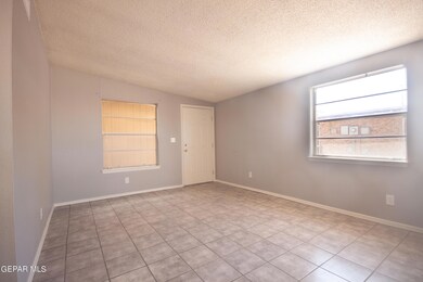 8153 Saint Andrew Ln unit B, El Paso, TX 79907 - photo 3