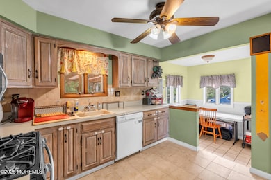 81 Crest Dr, Howell Township, NJ 07731 - photo 5