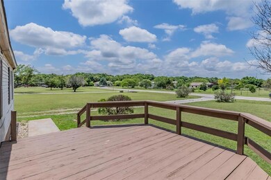 322 Kelly Brook Cir, Weatherford, TX 76087 - photo 3