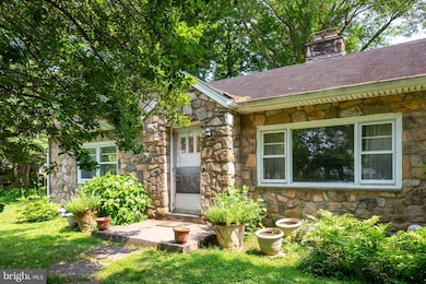 214 Sugartown Rd, Devon, PA 19333 - photo 3