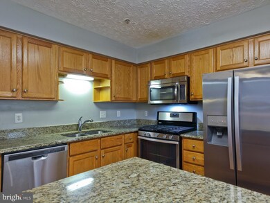 8719 Thornbrook Dr, Odenton, MD 21113 - photo 6