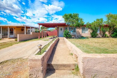 14150_108 Graham Drive