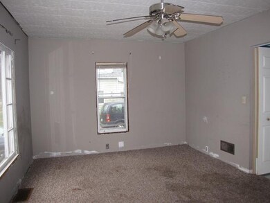 401 Wenzel St, Sturgis, MI 49091 - photo 2