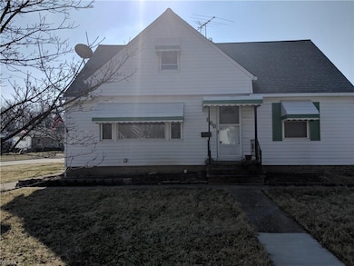 860 E 305th St, Willowick, OH 44095 - photo 2