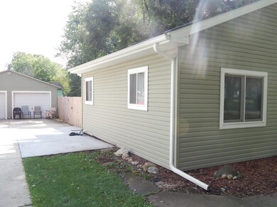 1207 Greenway St, La Porte, IN 46350 - photo 3