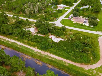 807 Aletha Ave S, Lehigh Acres, FL 33974 - photo 6