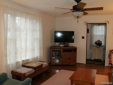 212 Warner Ave, North Tonawanda, NY 14120 - photo 2