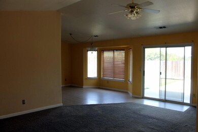 Living & Dining Area