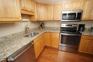 5496 Woodenhawk Cir, Columbia, MD 21044 - photo 4