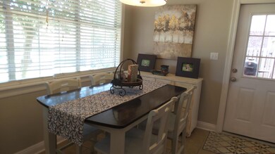 13 Wilshire Blvd, Laurel, MS 39443 - photo 6