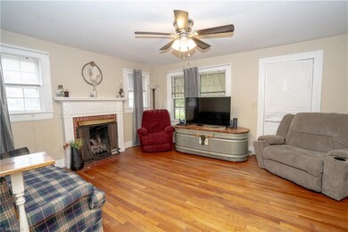 763 Coleridge Rd, Ramseur, NC 27316 - photo 4