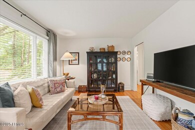 122 Elliott St, Beaufort, SC 29902 - photo 2