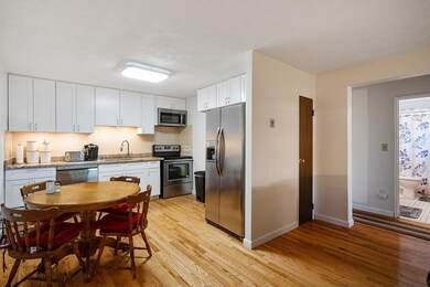 7 Walker Rd unit 2, North Andover, MA 01845 - photo 3