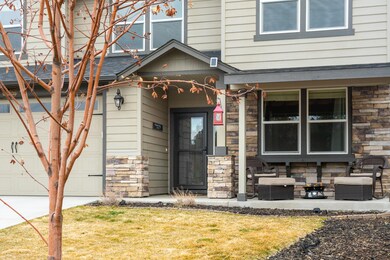 20492 SE Clover Ct-3