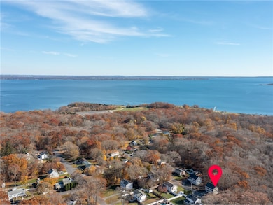 76 Medford St, Warwick, RI 02889 - photo 3