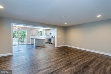 329 Briar Ridge Cir, Enola, PA 17025 - photo 7