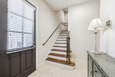 First floor entrance to 4410 Unit B