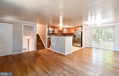 4307 Candlestick Ct, Dumfries, VA 22025 - photo 6