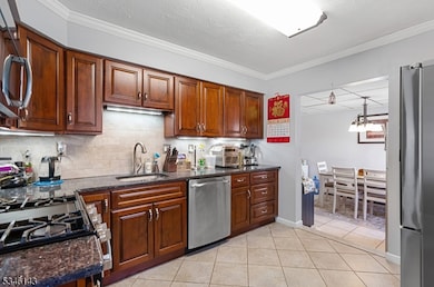 26 Voorhis Place, Pompton Plains, NJ 07444 - photo 6