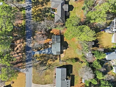 3400 Elm Creek Dr NW, Marietta, GA 30064 - photo 2