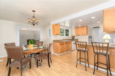 24409 14th Ave S, Des Moines, WA 98198 - photo 3