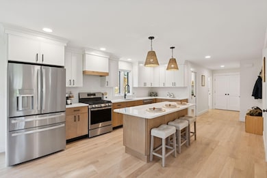 4 Furbish Ln, Kennebunk, ME 04043 - photo 2