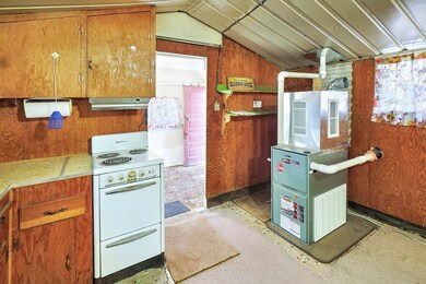 57989 Eshom Valley Dr, Badger, CA 93603 - photo 5