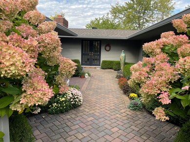 20330 Knights Bridge Rd, Excelsior, MN 55331 - photo 4