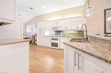 5881 Northridge Dr unit 48, Naples, FL 34110 - photo 3