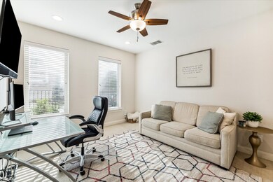 1222 Thompson St, Houston, TX 77007 - photo 6