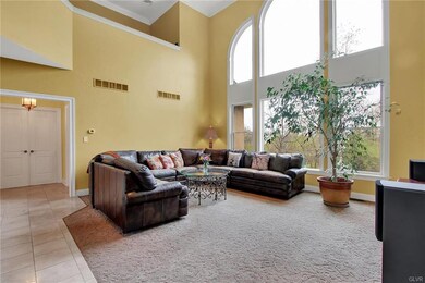 4025 Peach Ln, Zionsville, PA 18092 - photo 6