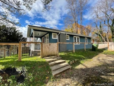 88 Brooklyn Rd, Asheville, NC 28803 - photo 3