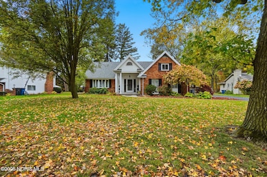 2008 Glen Arbor Dr, Toledo, OH 43614 - photo 2