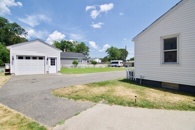 171 Pine St, Ludlow, MA 01056 - photo 3